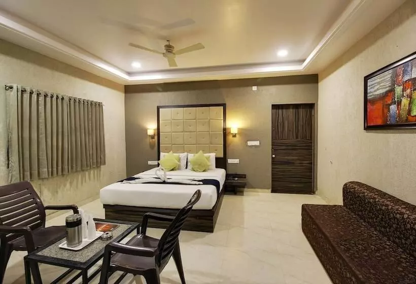 Hotelli Achal Resort