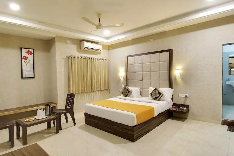 Hotelli Achal Resort