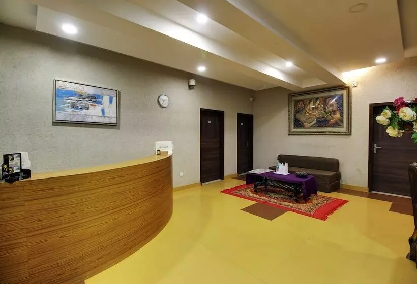 Hotelli Achal Resort