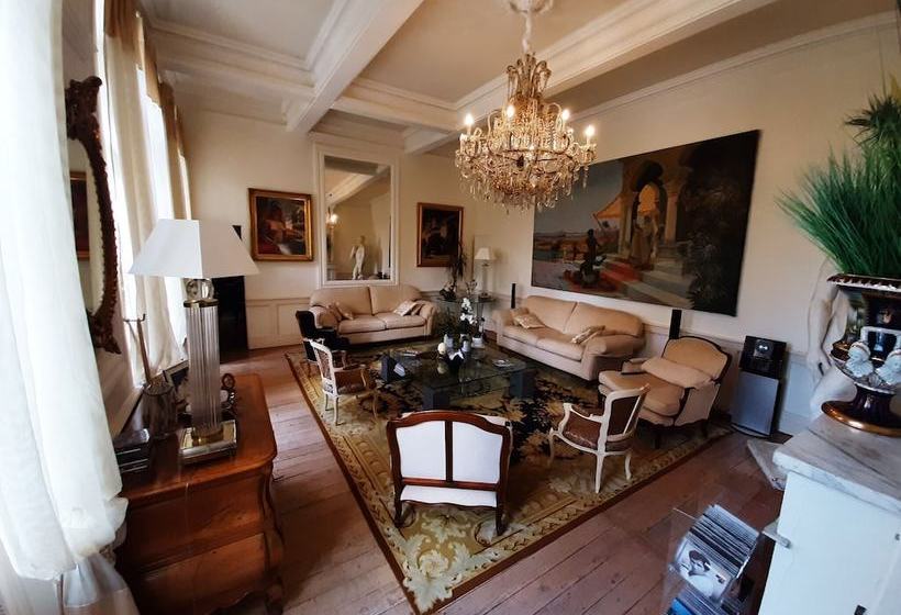 酒店 Enchanting Apartment In Marquefave With Private Whirlpool