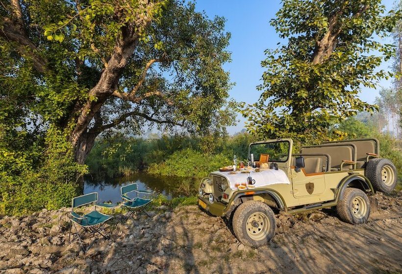 בית מלון כפרי Jaagir Manor, Dudhwa   Ihcl Seleqtions