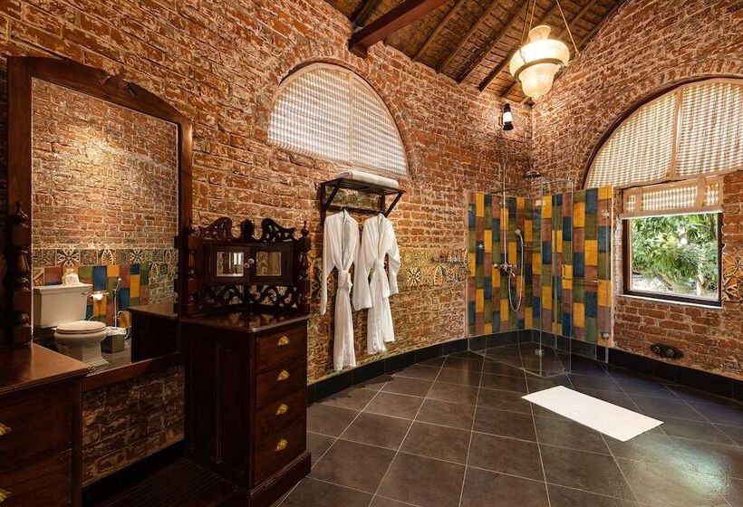 בית מלון כפרי Jaagir Manor, Dudhwa   Ihcl Seleqtions