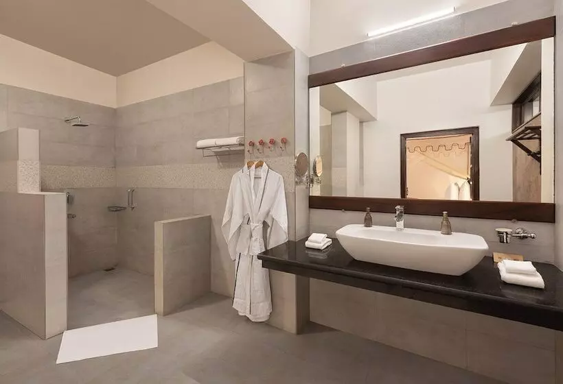 Hotelli Jaagir Manor, Dudhwa   Ihcl Seleqtions