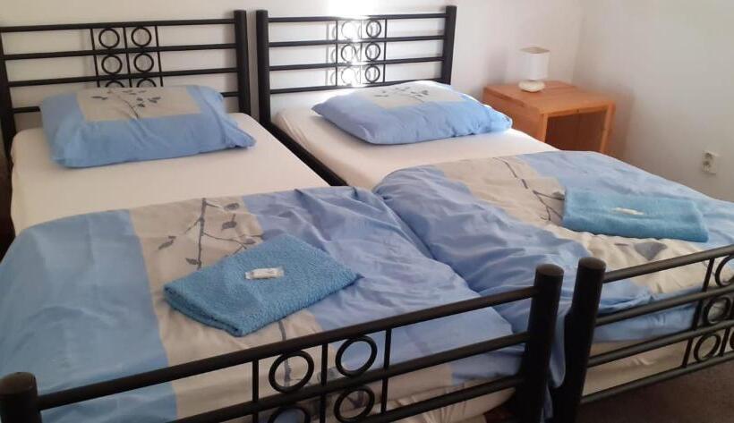 בית מלון כפרי Kratochviluv Mlyn