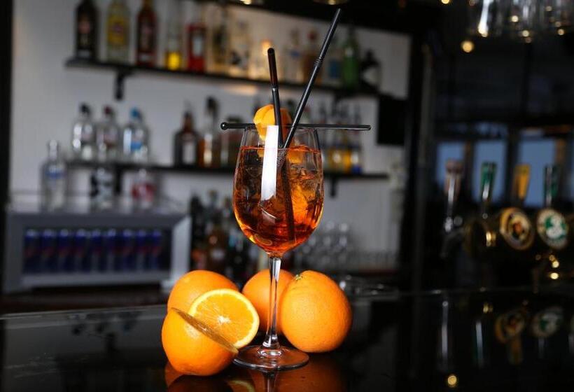 Hotelli L Silverhatten