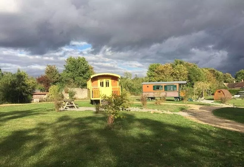 Hotelli Le Domaine Des Tuileries