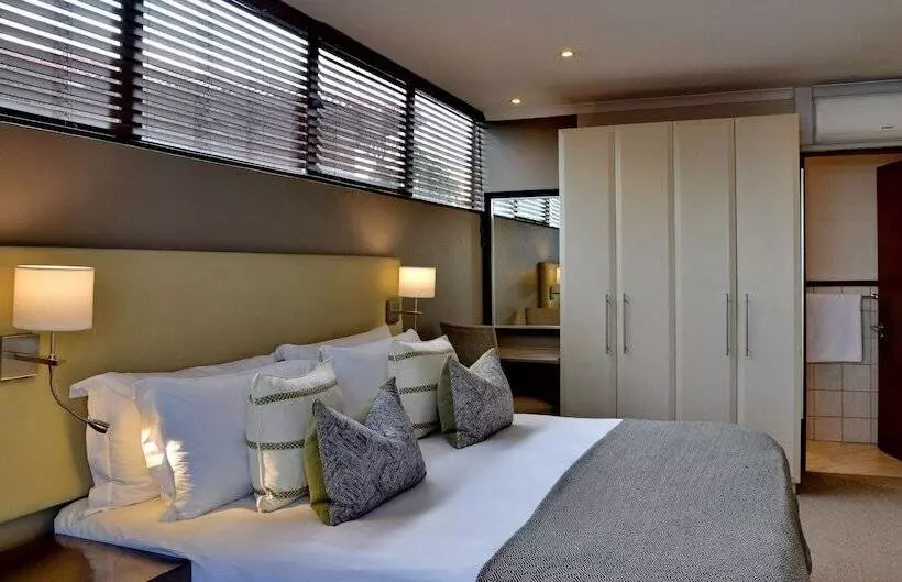 Anew Hotel Ocean Reef Zinkwazi