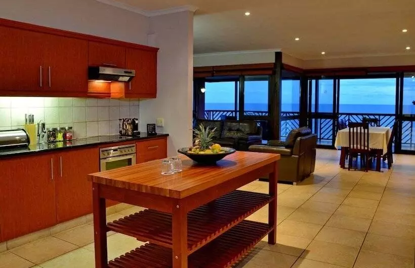 Anew Hotel Ocean Reef Zinkwazi