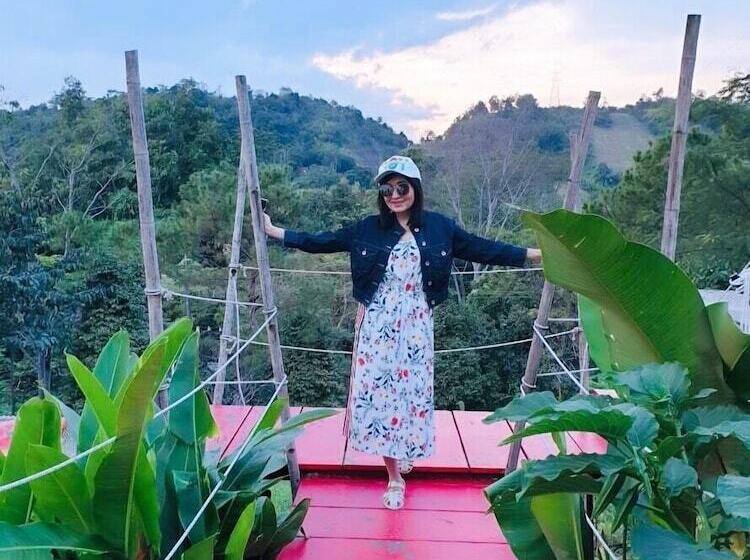 Hotelli Red Z Cool Mountain Resort