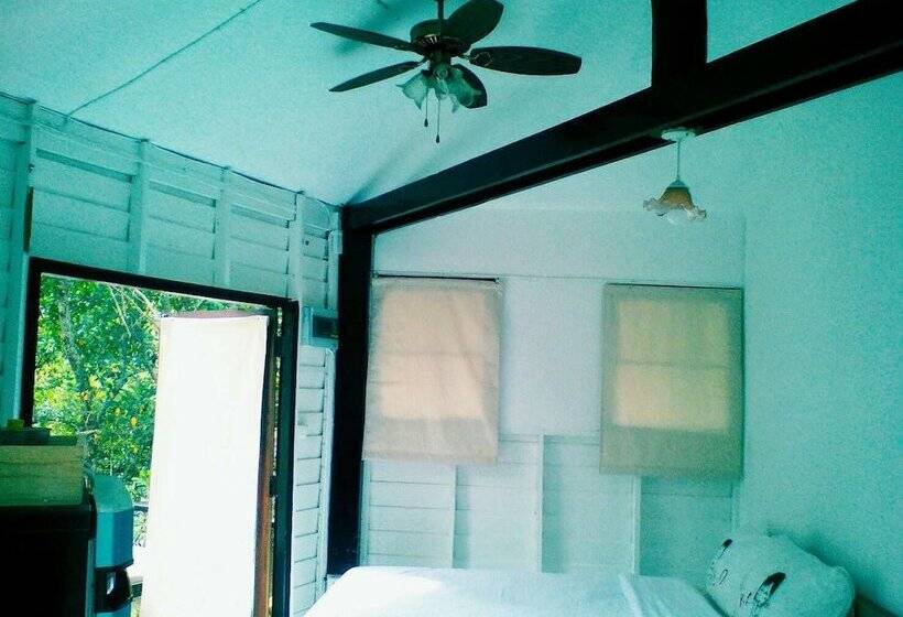 Hotelli Red Z Cool Mountain Resort