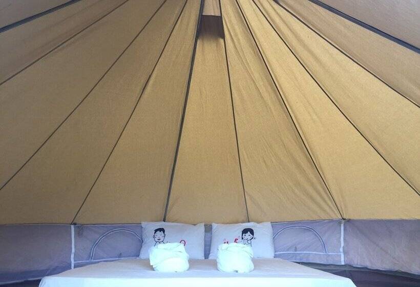 Hotelli Red Z Cool Mountain Resort