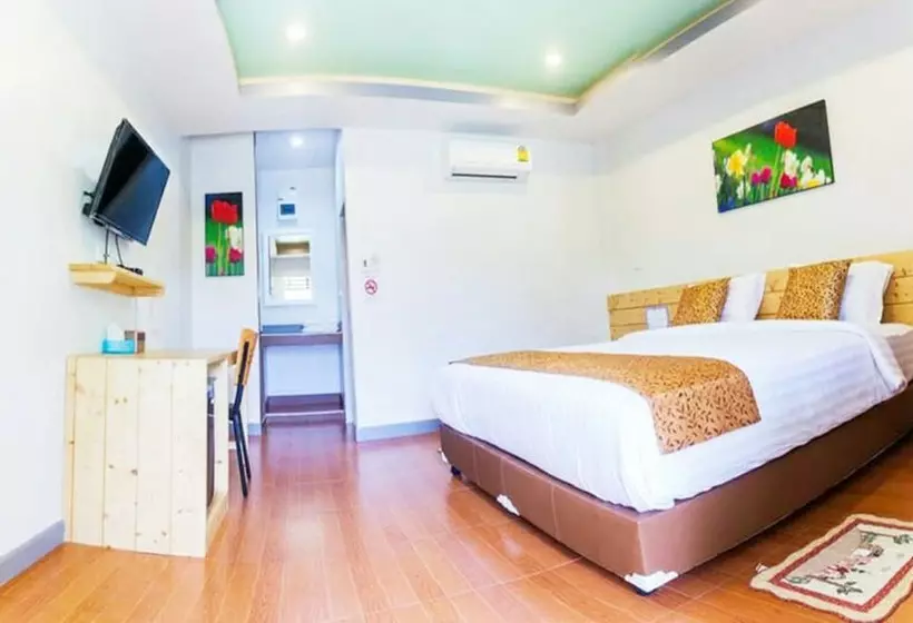 هتل Ruenchan Resort At Khao Phanom