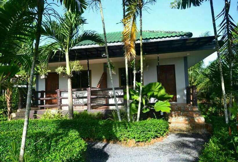 Hotel Ruenchan Resort At Khao Phanom