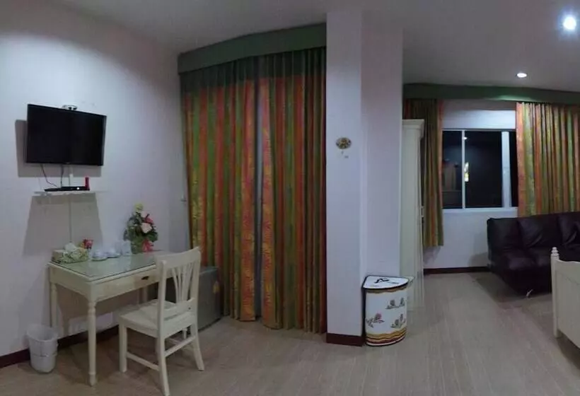 Hotelli The Room Phatthalung