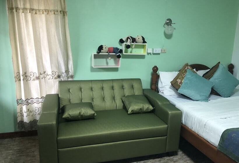 בית מלון כפרי Tonkaew Khaokho Resort