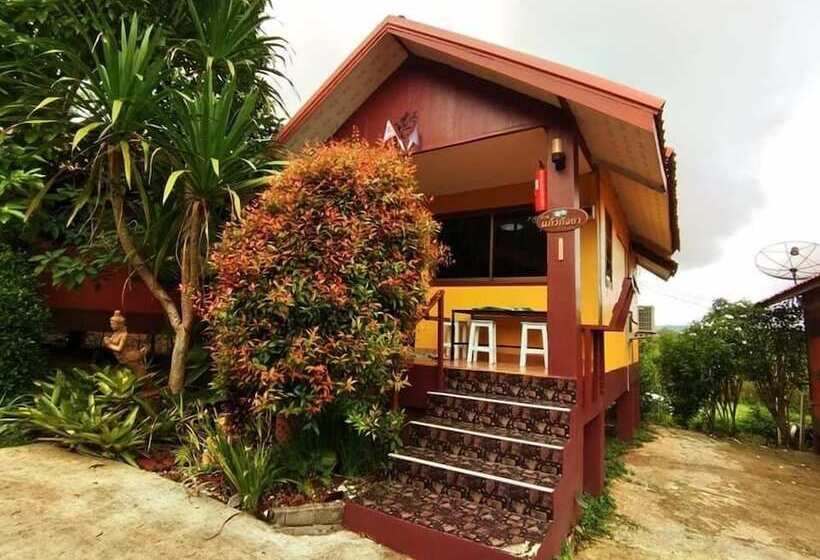 בית מלון כפרי Tonkaew Khaokho Resort