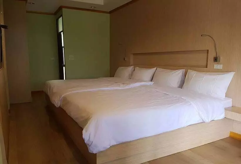 ホテル Wangtaparb Resort