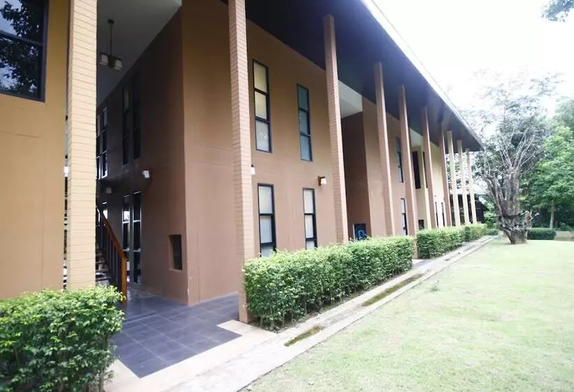 ホテル Wangtaparb Resort