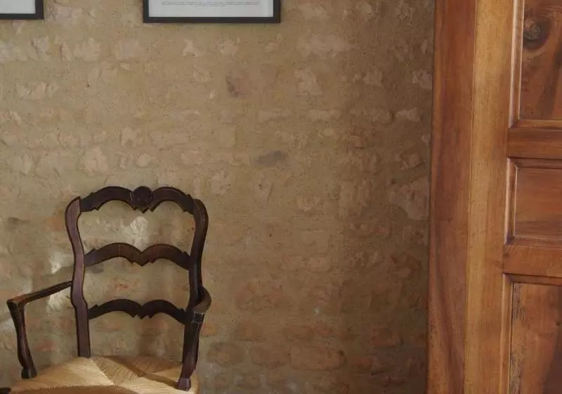 ペンション A Travers Chants B&b