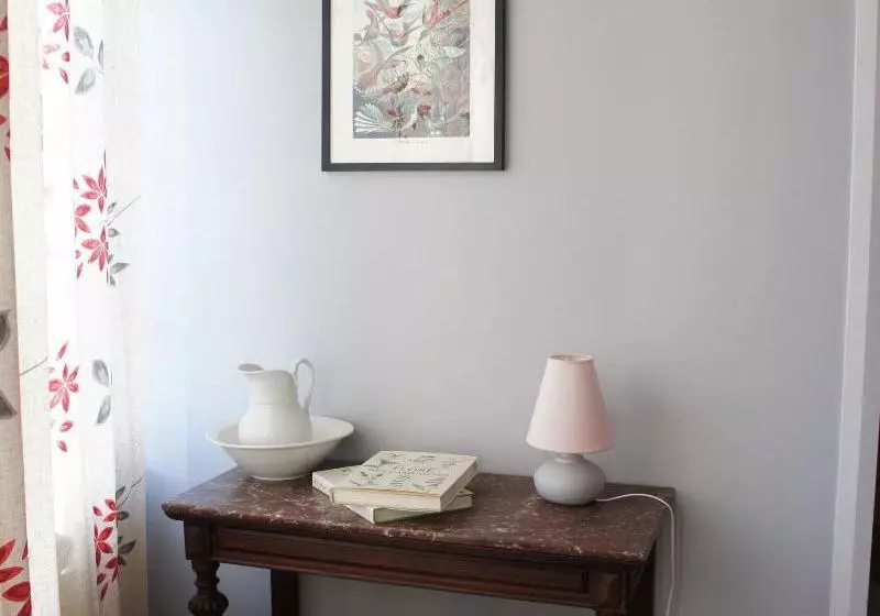 ペンション A Travers Chants B&b