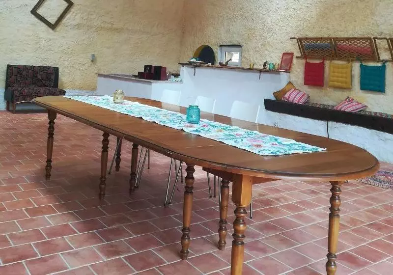 ペンション A Travers Chants B&b