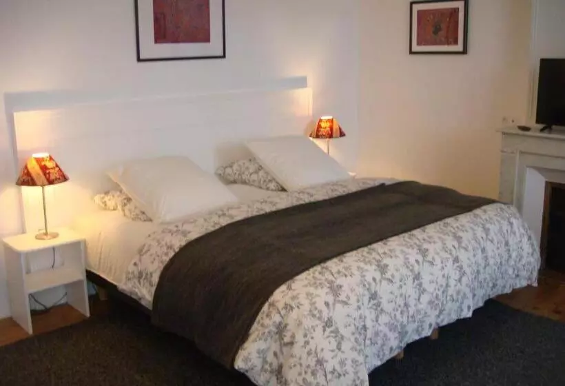 Majatalo Aumes Sweet Home Chambre D Hôtes