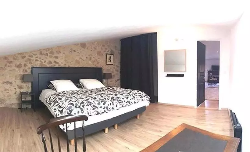 Majatalo Aumes Sweet Home Chambre D Hôtes