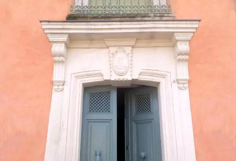 Majatalo Aumes Sweet Home Chambre D Hôtes