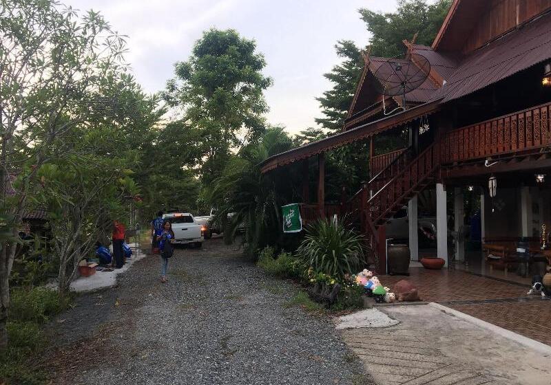 Пансион Baan Suan View Dee Homestay