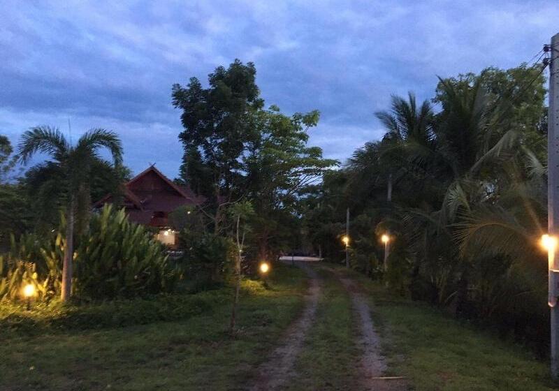 Пансион Baan Suan View Dee Homestay