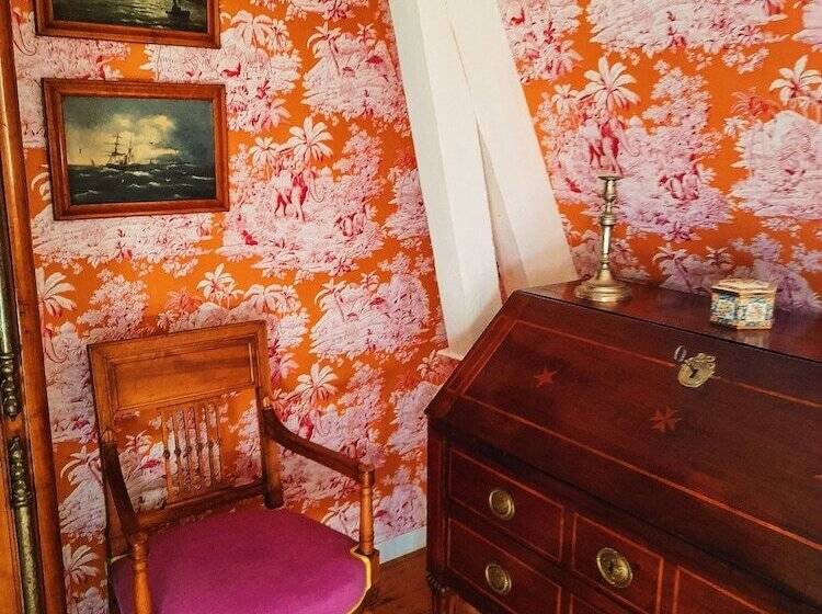 بنسيون Chateau De Hieville