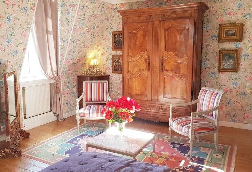 פנסיון Chateau De Hieville