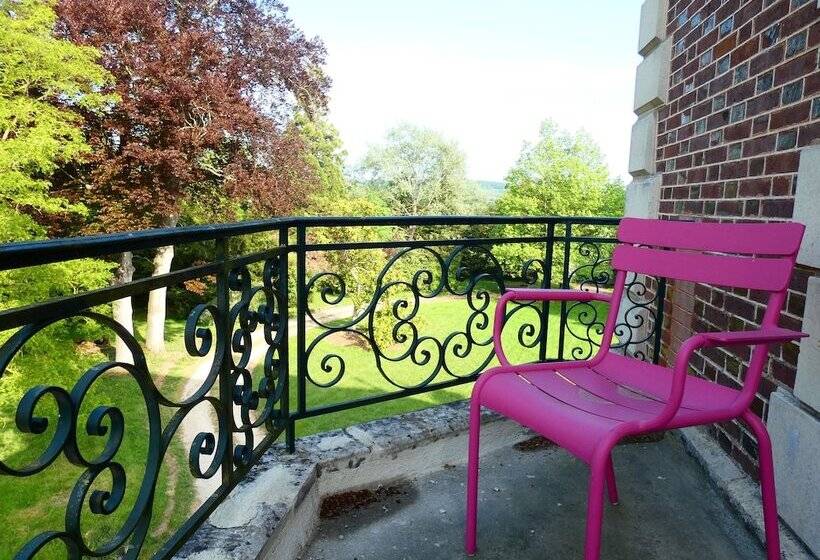 פנסיון Chateau De Hieville