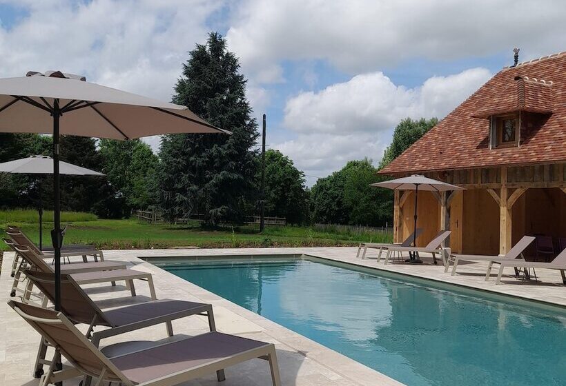 פנסיון Chateau De Hieville