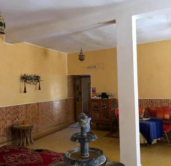 پانسیون Gite La Grotte Vallee