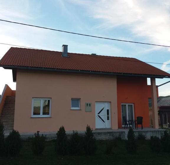 פנסיון Guest House Mačić