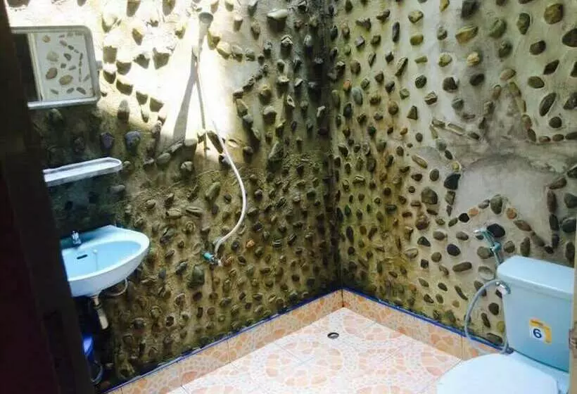 Majatalo Khao Sok Green Mountain View