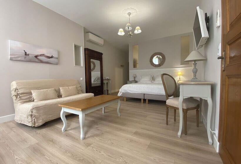 ペンション La Maison Du Poëlon