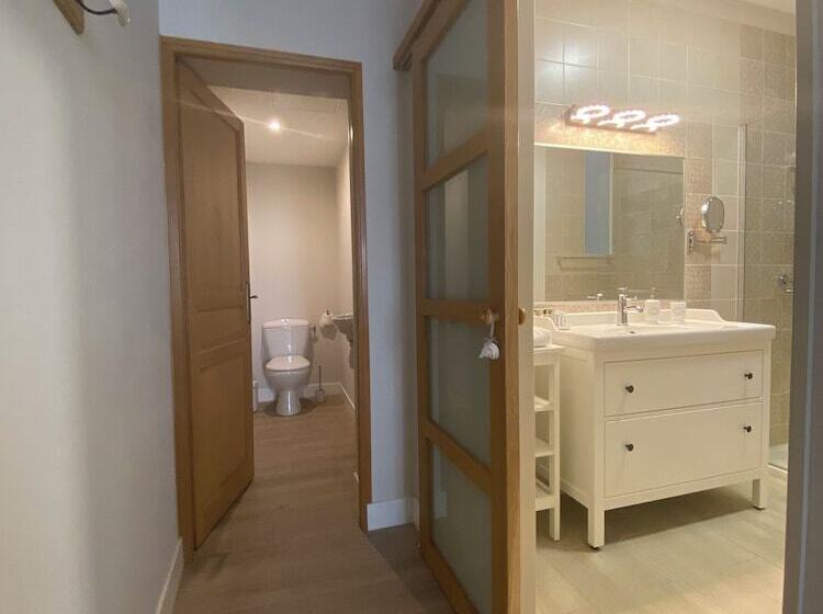 ペンション La Maison Du Poëlon