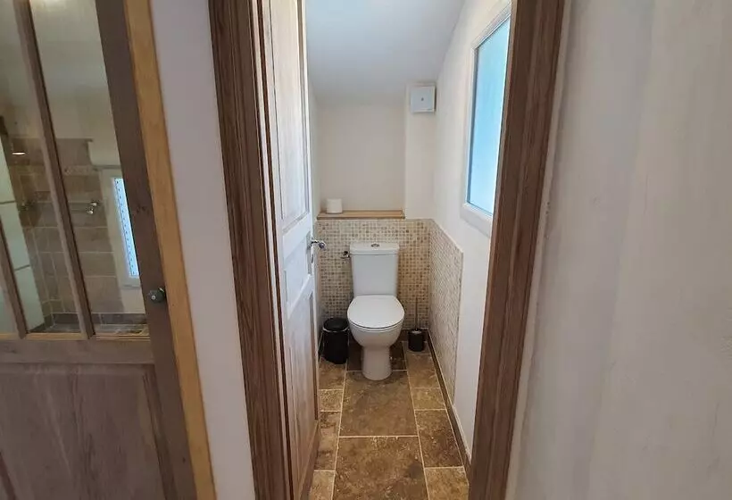 Majatalo La Maison Du Poëlon