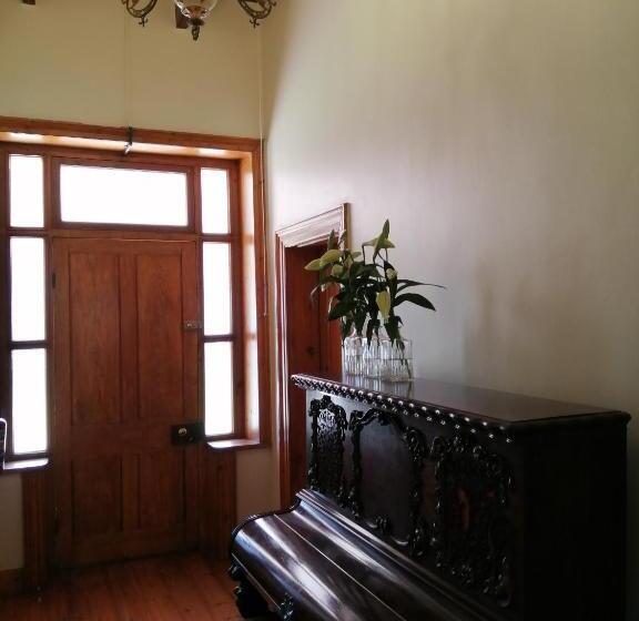 بنسيون Monte Rosa Guesthouse