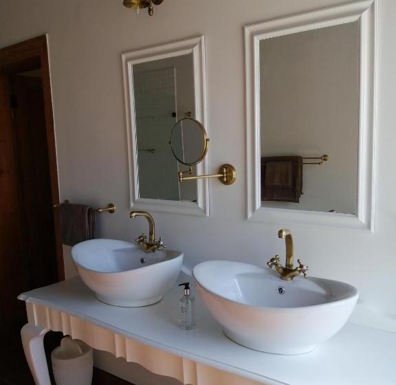 بنسيون Monte Rosa Guesthouse