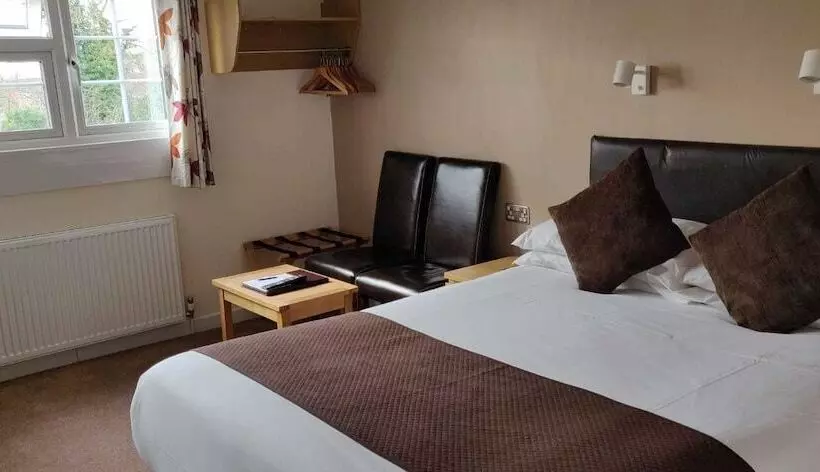 Majatalo Penryn Guest House