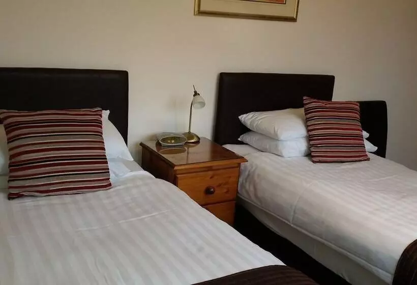 Majatalo Penryn Guest House