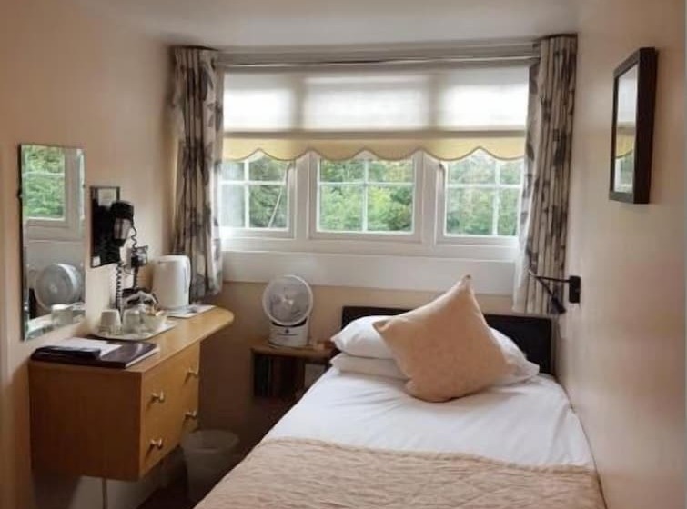 بنسيون Penryn Guest House