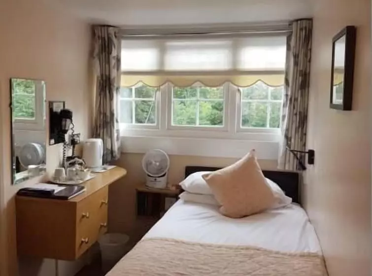 Majatalo Penryn Guest House