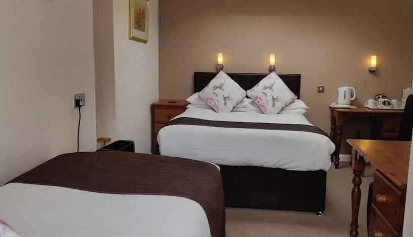 Majatalo Penryn Guest House