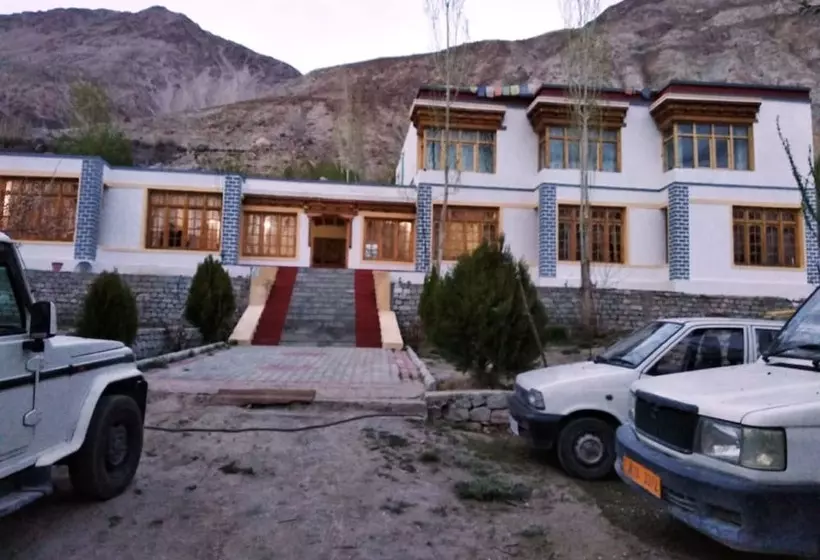 ペンション Tih Kailash Mansarovar Home Stay & Guest Hs