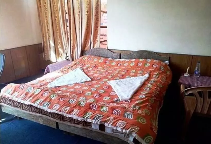 ペンション Tih Kailash Mansarovar Home Stay & Guest Hs