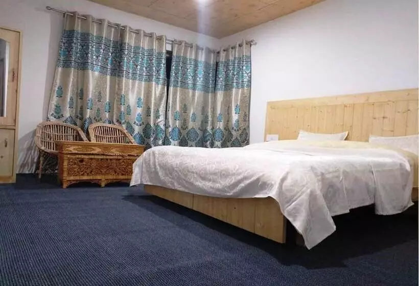 ペンション Tih Kailash Mansarovar Home Stay & Guest Hs